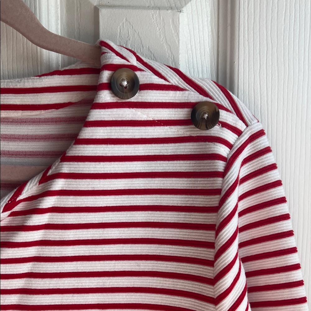 Croft & Barrow Red and White Striped Top - Picture 4 of 9